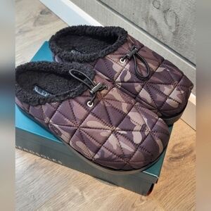 Aerosoles Quilted Camo Bessi Slip on Clog Slipper